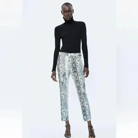 Zara Cigarette Trousers  Snakeskin Print Pants Ankle Cropped Grey White Small - Picture 1 of 16